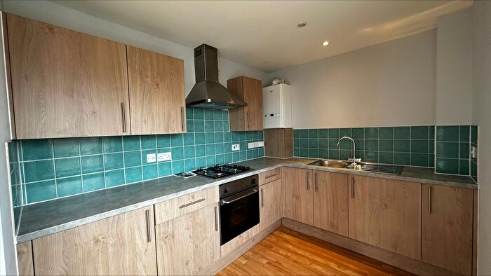 2 Bedroom Flat To Rent In Denmark Road, Poole, BH15