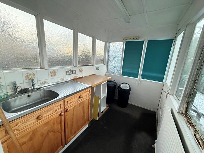 3 Bedroom End Of Terrace House For Sale In Bradbourne Vale Road, Sevenoaks, Kent, TN13