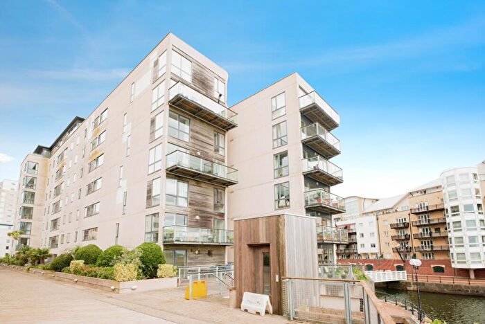 2 Bedroom Apartment To Rent In Vega House, Celestia, CF10