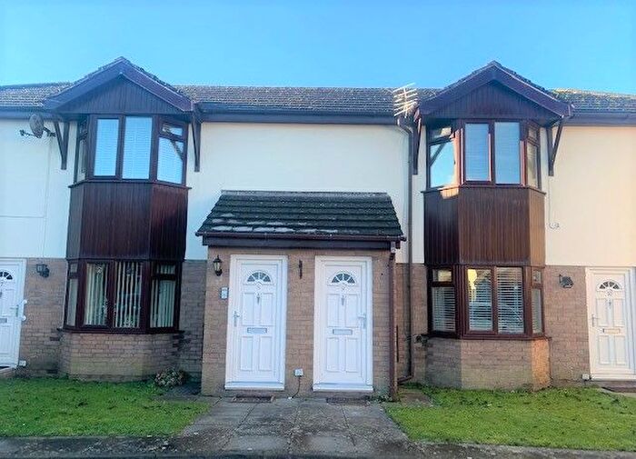 2 Bedroom Flat To Rent In Griffin Park Court, Glan Road, Porthcawl, CF36