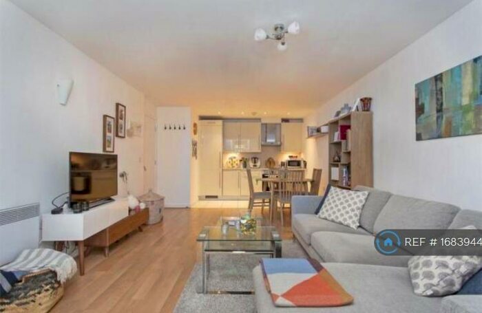 1 Bedroom Flat To Rent In Chadwell Lane, London, N8