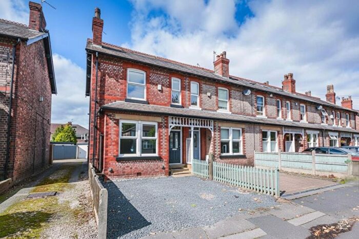 3 Bedroom Semi-detached House For Sale In Brookfield Avenue, Timperley, Altrincham, WA15