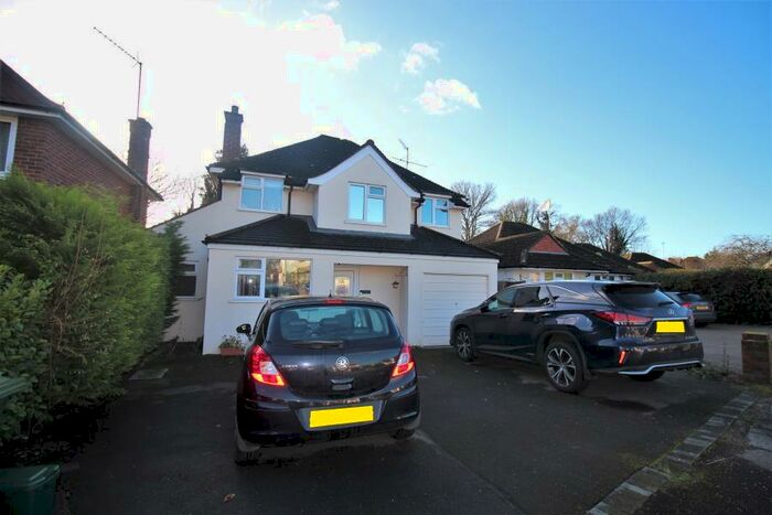 4 Bedroom Detached House To Rent In Woking, GU22
