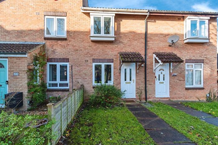 2 Bedroom Terraced House For Sale In Beaconsfield Way, Frome, BA11