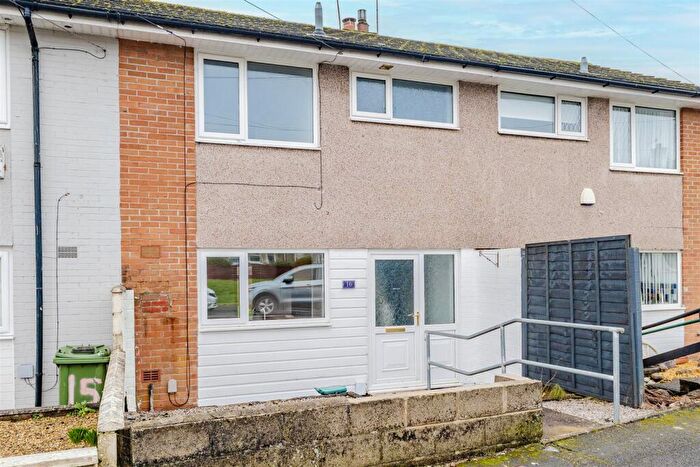 3 Bedroom Terraced House For Sale In Laburnum Close, Barry, CF62