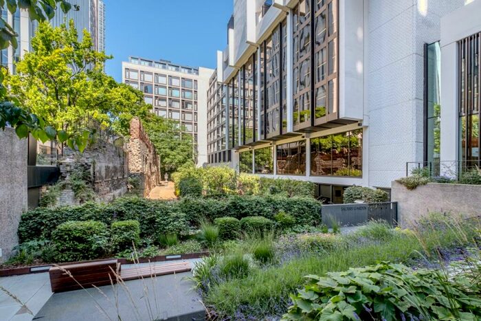 1 Bedroom Flat To Rent In Wood Street London, EC2Y