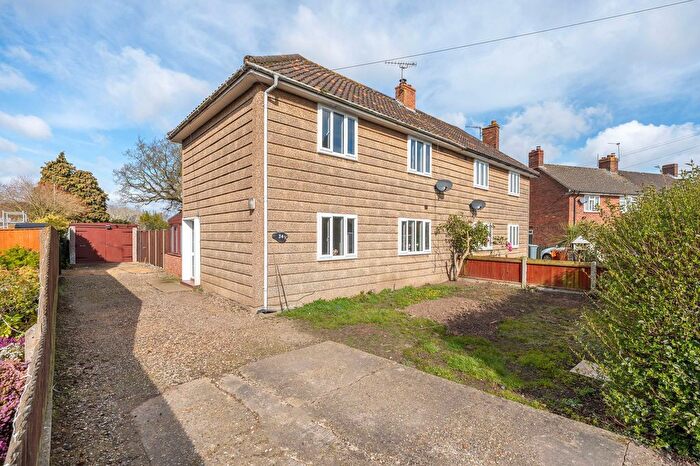 3 Bedroom Property To Rent In Rosebery Road, Great Plumstead, NR13