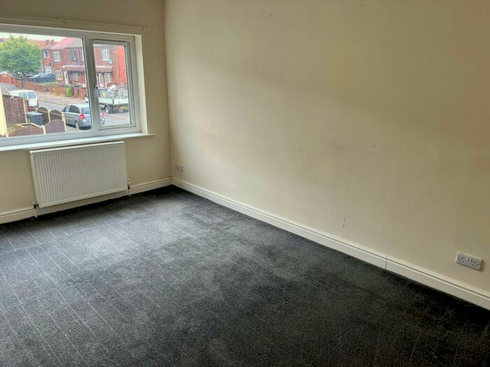 3 Bedroom Terraced House For Sale In Duke Street, Creswell, Worksop, S80