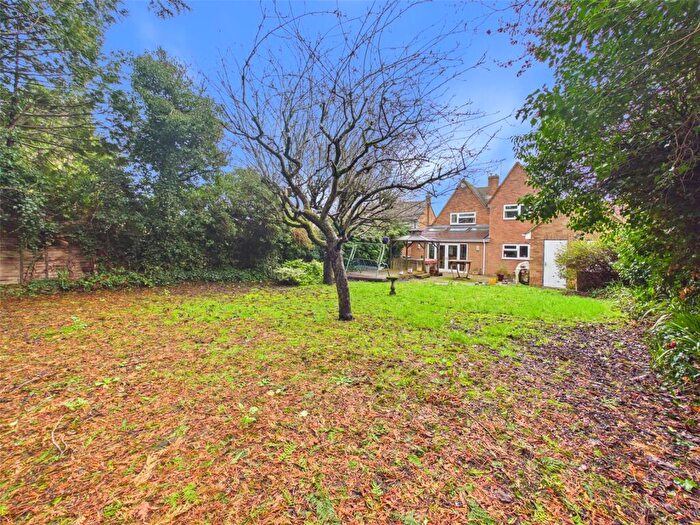 4 Bedroom Detached House For Sale In Tuffley Avenue, Gloucester, GL1