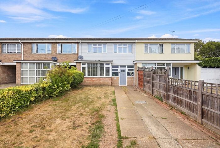 4 Bedroom Terraced House For Sale In Rectory Road, Rochford, SS4