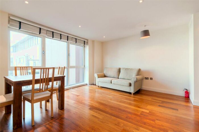 1 Bedroom Apartment To Rent In Clerkenwell Road, London, EC1M