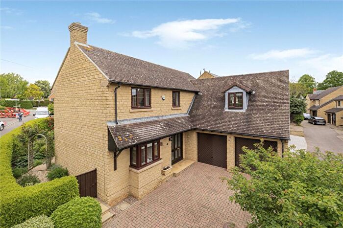 4 Bedroom Detached House For Sale In Taggies Yard, Orlingbury, Kettering, NN14