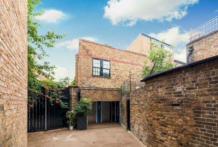 2 Bedroom Apartment To Rent In Wincott Street, SE11