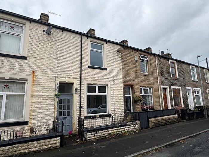 3 Bedroom Terraced House For Sale In Hinton Street, Burnley, BB10