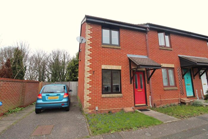 2 Bedroom End Of Terrace House To Rent In Finbars Walk, Ipswich, IP4