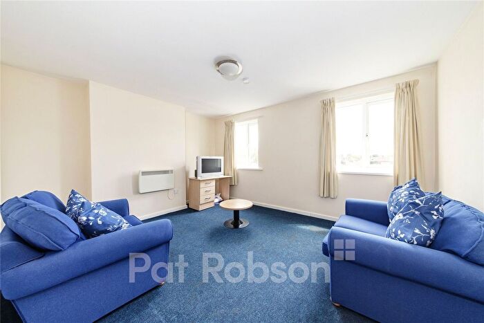 2 Bedroom Flat To Rent In Kirkley Lodge, Fawdon, Newcastle Upon Tyne, NE3