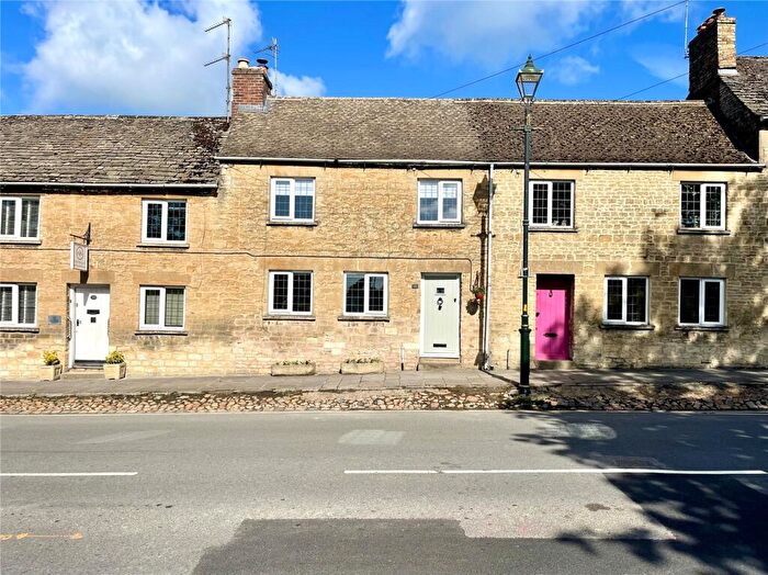 3 Bedroom Terraced House To Rent In High Street, Cricklade, Wiltshire, SN6