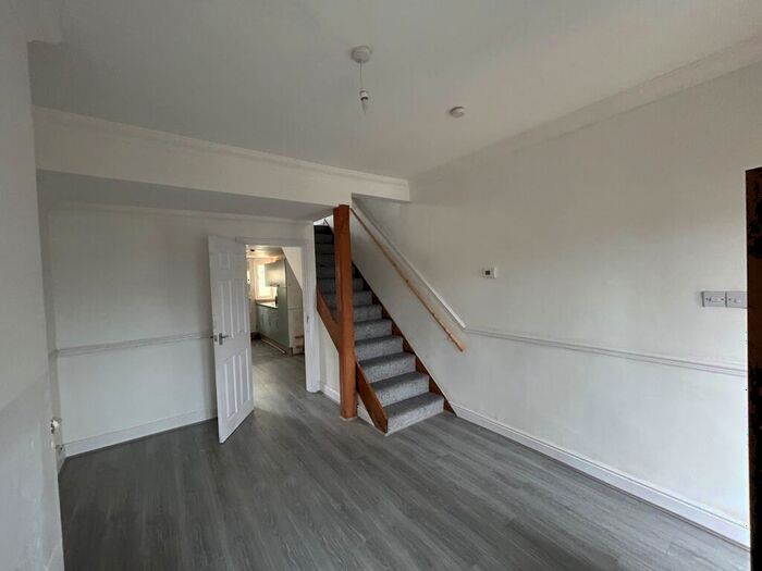 2 Bedroom House To Rent In Kingsbury Road, Birmingham, B24