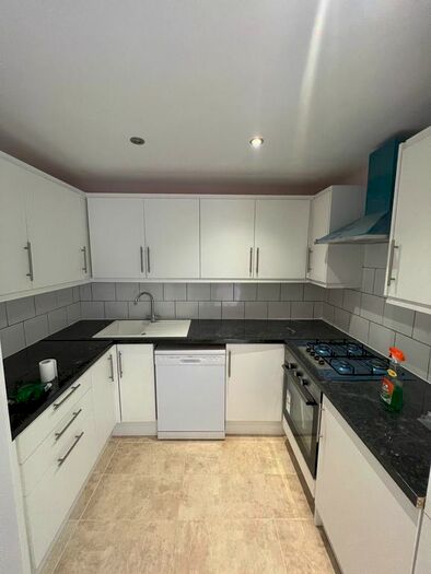 3 Bedroom Terraced House To Rent In Winchelsea Road, London, N17