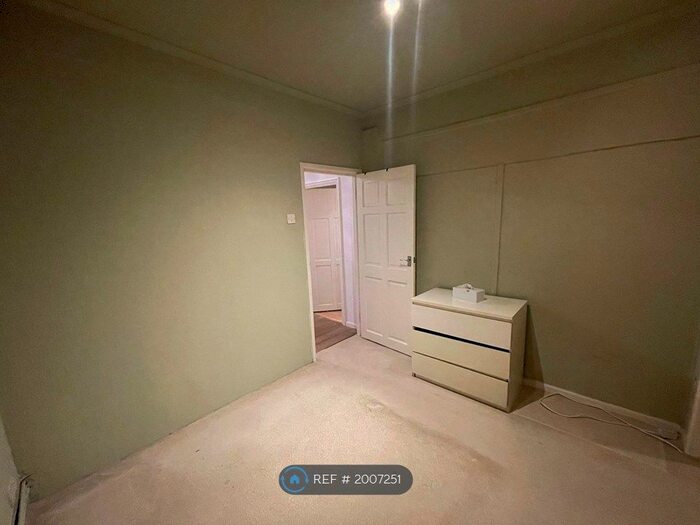 2 Bedroom Flat To Rent In Clayton Street, Avonmouth, Bristol, BS11