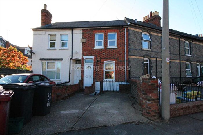 3 Bedroom Terraced House To Rent In Erleigh Road, RG1