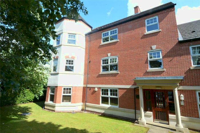 2 Bedroom Apartment To Rent In Monyhull Hall Road, Birmingham, West Midlands, B30