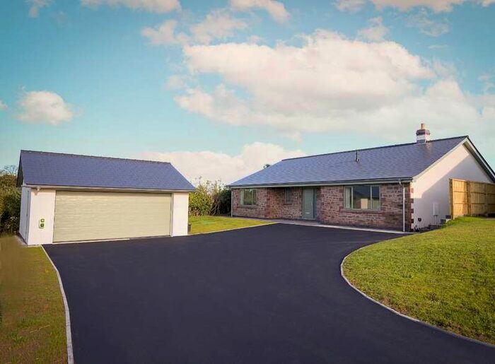 4 Bedroom Detached Bungalow For Sale In 6, Orchard Close, Glewstone, HR9