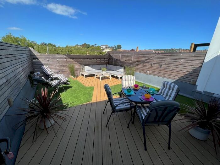 2 Bedroom Terraced House To Rent In Laburnum Row, Torquay, TQ2