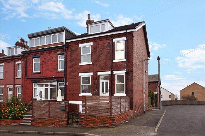 3 Bedroom Terraced House To Rent In Barras Place, Leeds, West Yorkshire, LS12