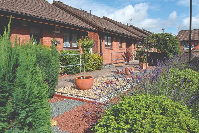 2 Bedroom Bungalow To Rent In Marklew & New Close, Blidworth, NG21