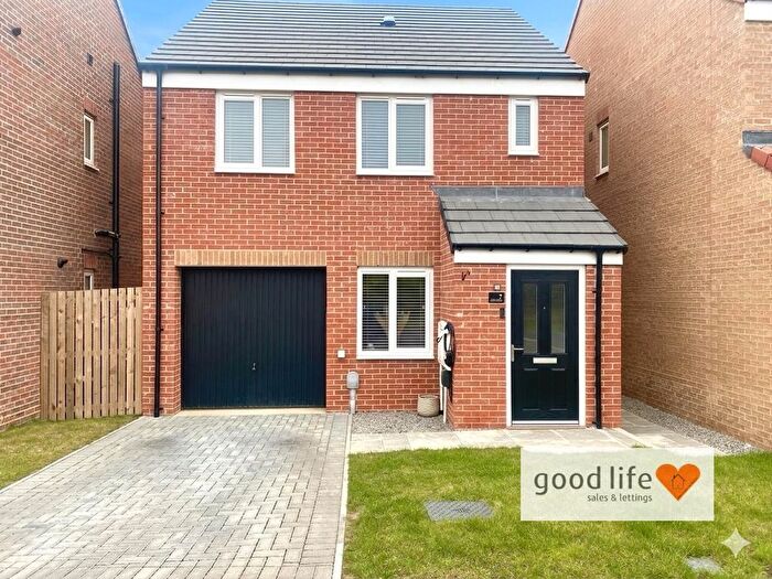 3 Bedroom Detached House For Sale In Southwell Close, Ryhope, Sunderland, SR2