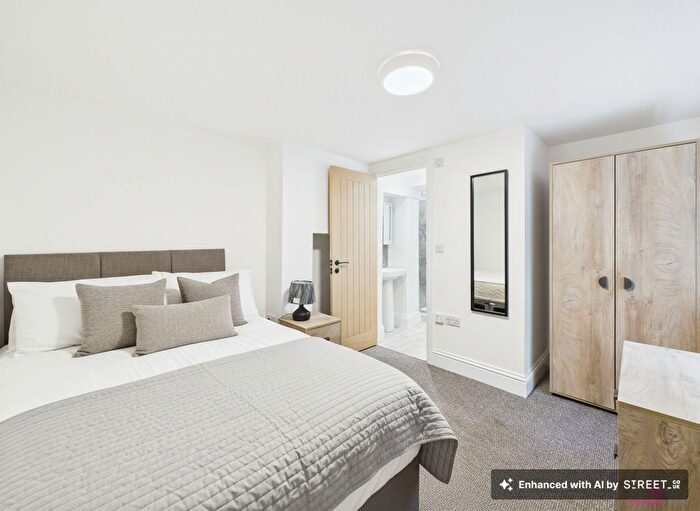 1 Bedroom Property To Rent In Kingsholm Road, Gloucester, GL1