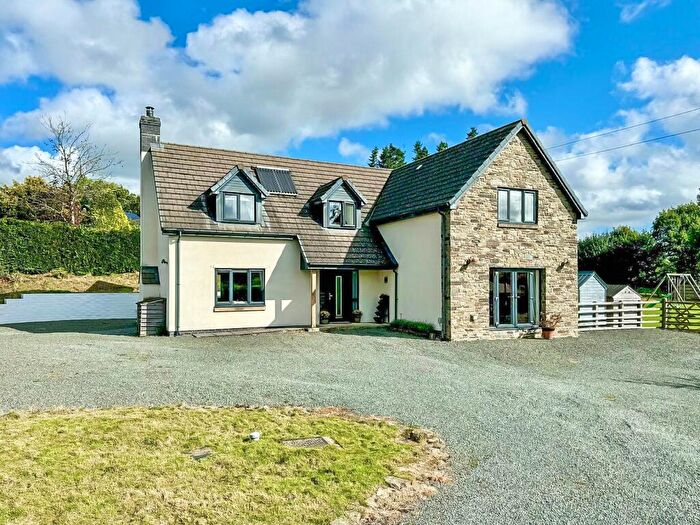 4 Bedroom Detached House For Sale In Penybont, Llandrindod Wells, Powys, LD1