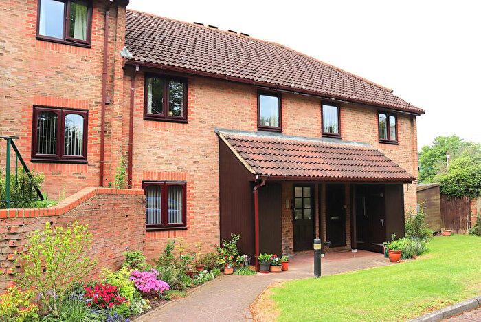 2 Bedroom Retirement Property For Sale In Salisbury Road, Farnborough, GU14
