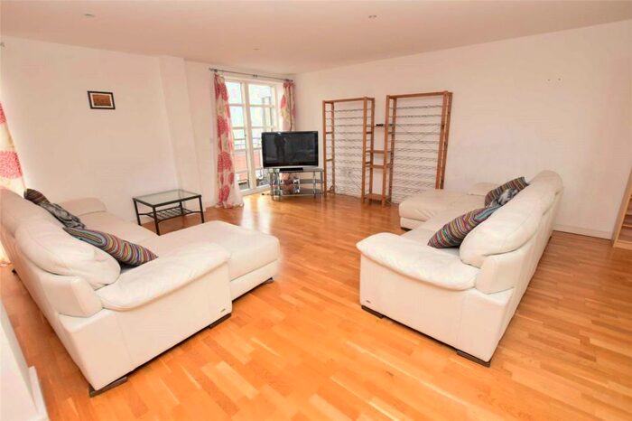 3 Bedroom Flat To Rent In The Quadrangle, Lower Ormond Street, Southern Gateway, Manchester, M1