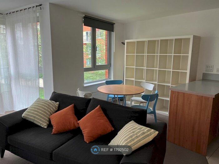 1 Bedroom Flat To Rent In Eden Grove, London, N7
