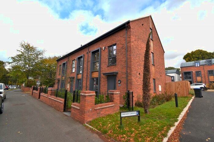 3 Bedroom Town House To Rent In Lime Avenue, Leamington Spa, CV32