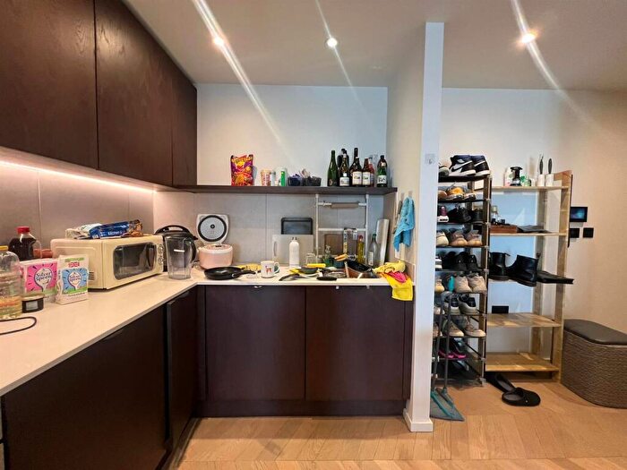 2 Bedroom Apartment To Rent In F Spinners Way, Castlefield, Manchester, M15