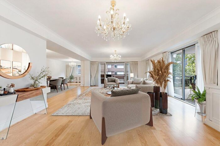 4 Bedroom Flat For Sale In Avenue Road, Prince Regent Court, NW8