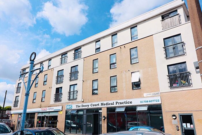 1 Bedroom Flat To Rent In Derry Court, South Ockendon, RM15