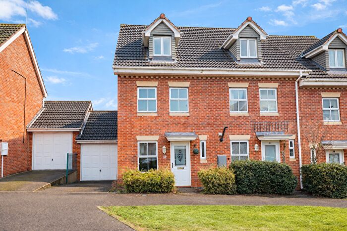 3 Bedroom End Of Terrace House For Sale In Richmore Road, Hamilton, Leicester, LE5