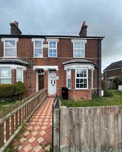 4 Bedroom Semi-Detached House To Rent In High Road, Trimley St Martin, IP11