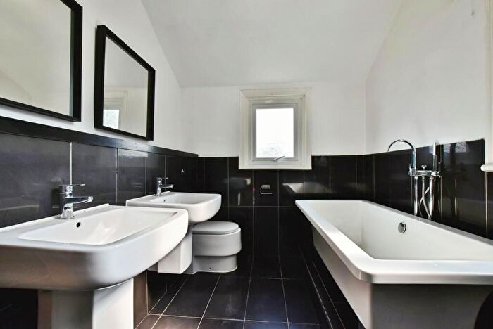 2 Bedroom End Of Terrace House To Rent In School Lane, Manchester, Greater Manchester, M20