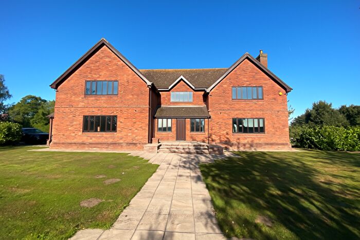 5 Bedroom House To Rent In Sandford Grange, CH5