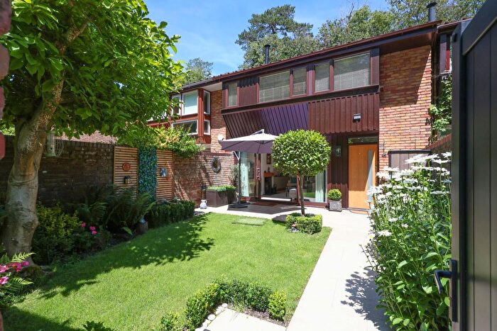 4 Bedroom Terraced House For Sale In Avon Vale, Bristol, BS9