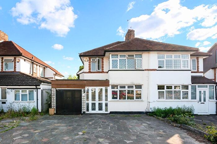 3 Bedroom Semi Detached House For Sale In Kingston Road, Epsom, KT19