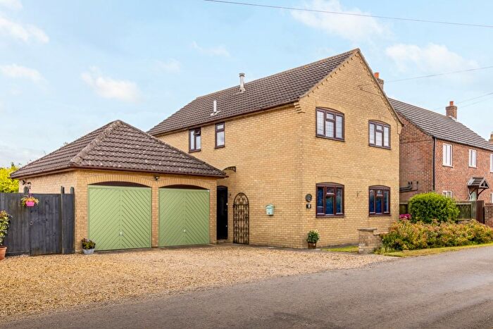 4 Bedroom Detached House For Sale In West Drove South, Gedney Hill, PE12