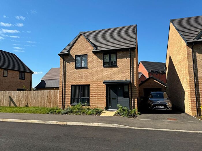 4 Bedroom Detached House For Sale In Peacock Drive, Highfields Caldecote, Cambridge, CB23