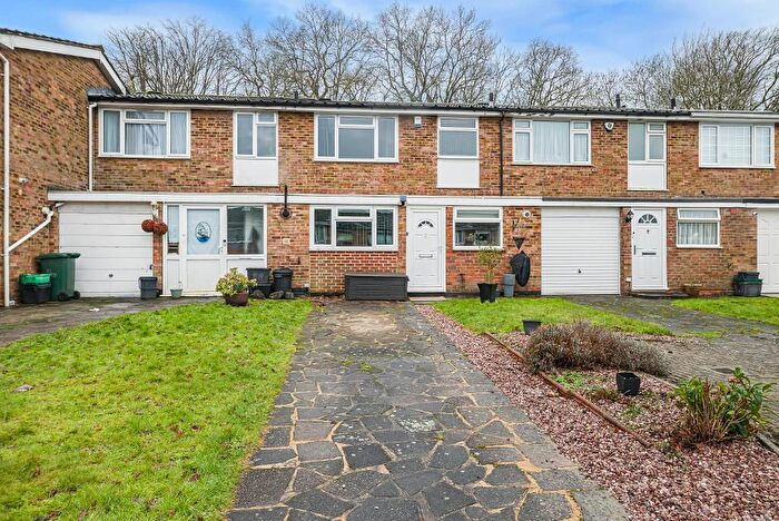 3 Bedroom Terraced House For Sale In Claremont Close, Orpington, Kent, BR6