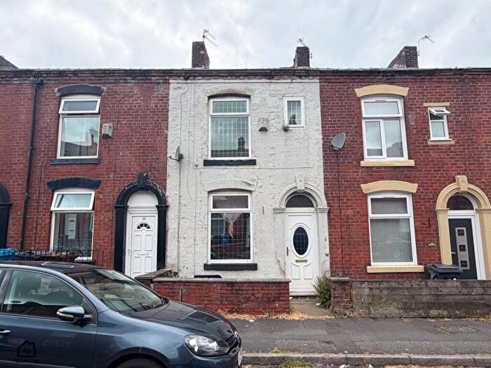 3 Bedroom Terraced House To Rent In Osmond Street, Oldham, OL4